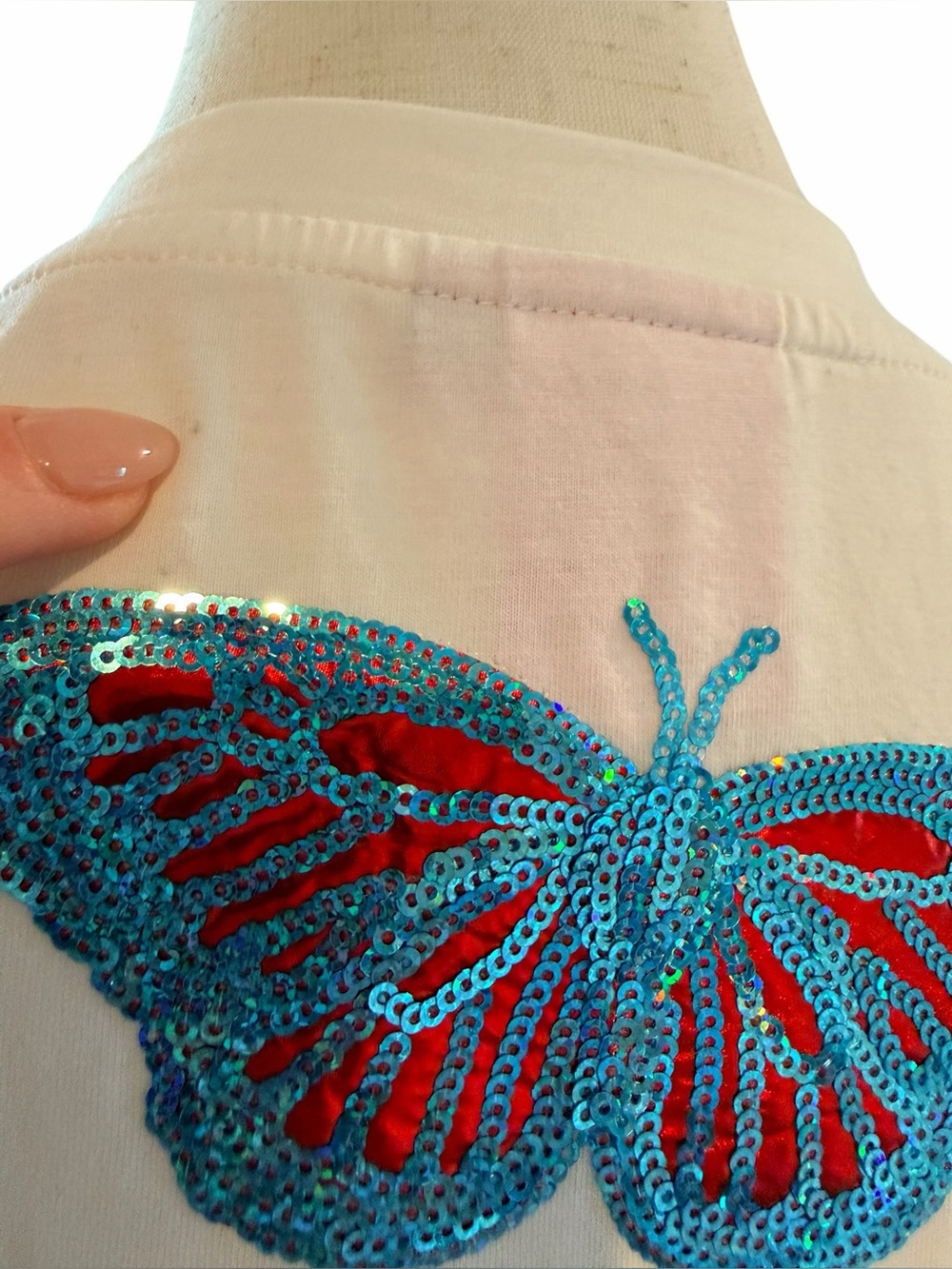 Queen of Sparkles Butterfly Sequin Tee White Multicolor Graphic Top Sz S - Picture 9 of 12